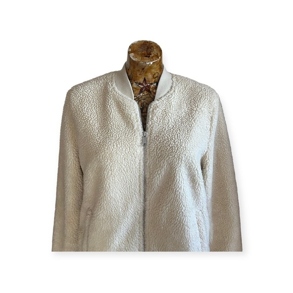 Old Navy cream fuzzy jacket zip front medium - Picture 2 of 8